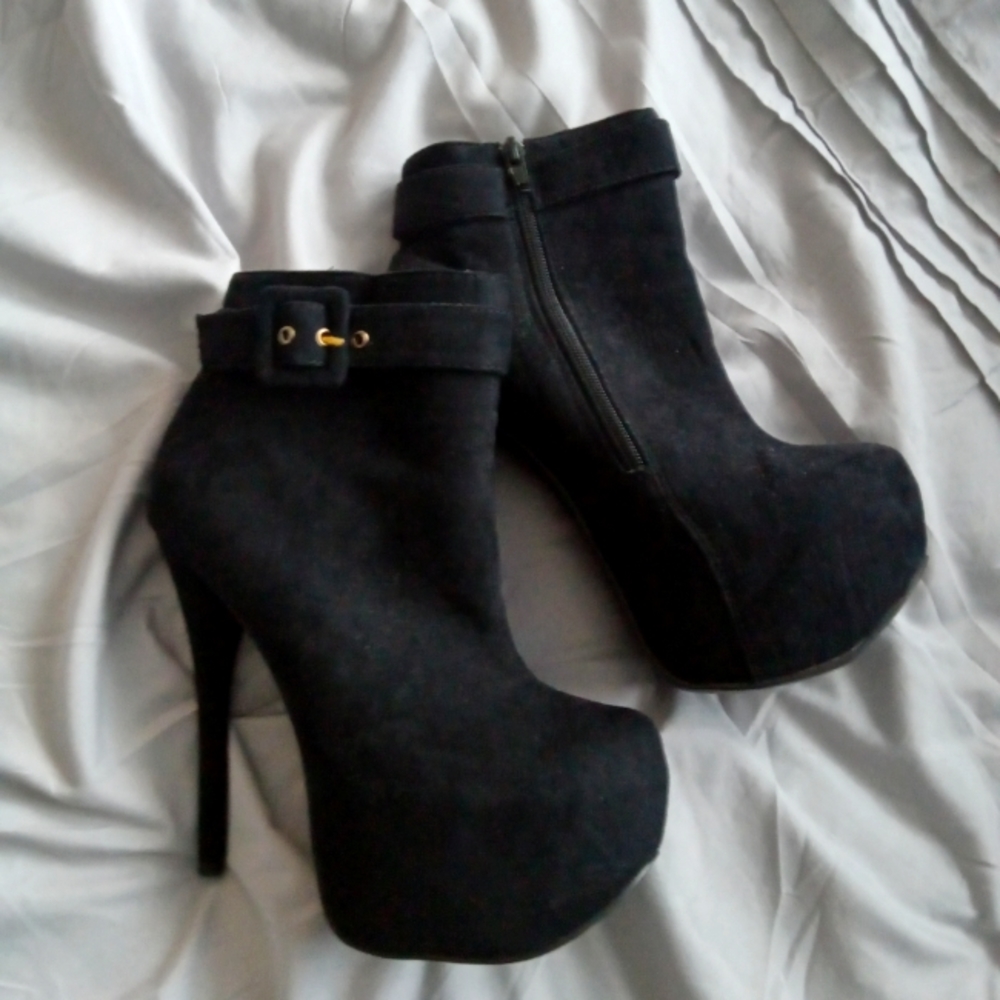 Black platform stiletto heeled booties